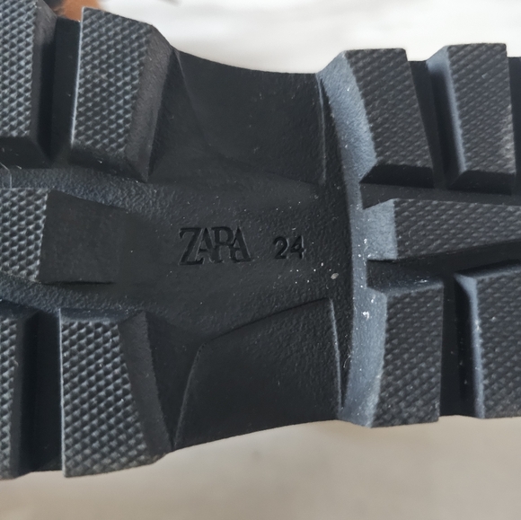 Toddler boots - Picture 4 of 4